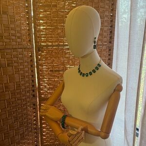 Elegant Green Necklace and Bracelet Set